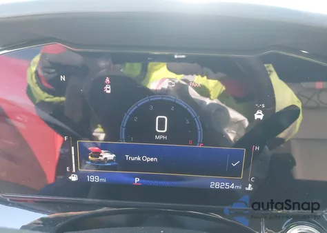 2024 Chevrolet Trax Fwd 2Rs z USA, uszkodzony, nr VIN KL77LJE21RC090628